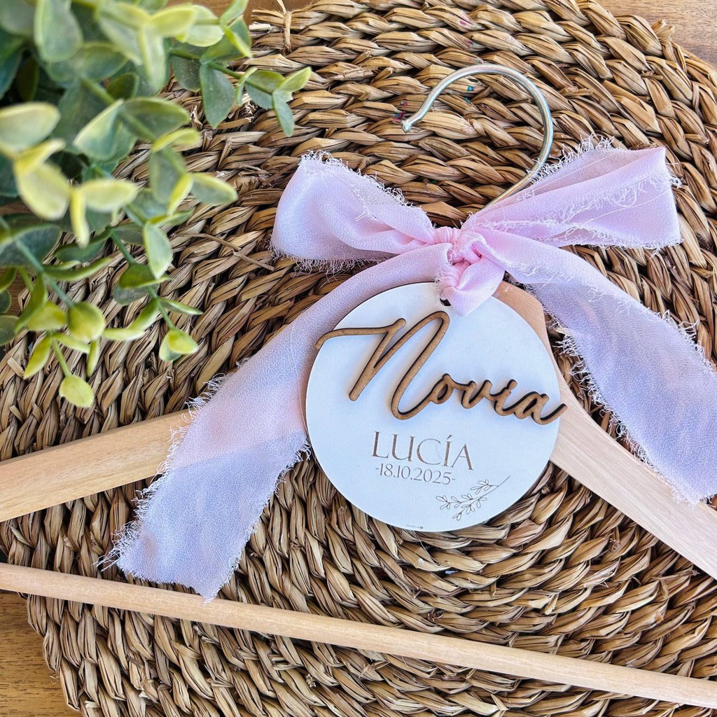 Percha placa novia